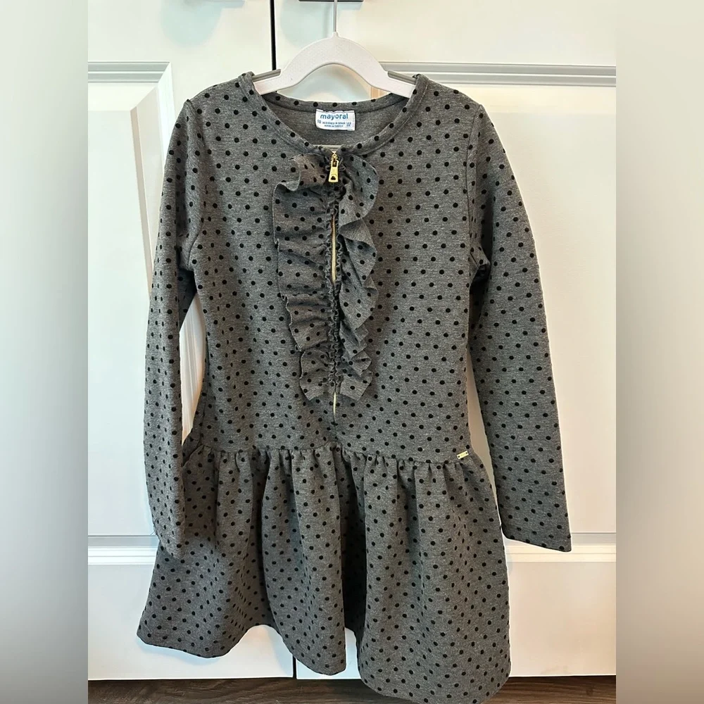 Mayoral Girls Gray w/ Black Polka Dot Ruffle Long Sleeve Dress (Size 10)